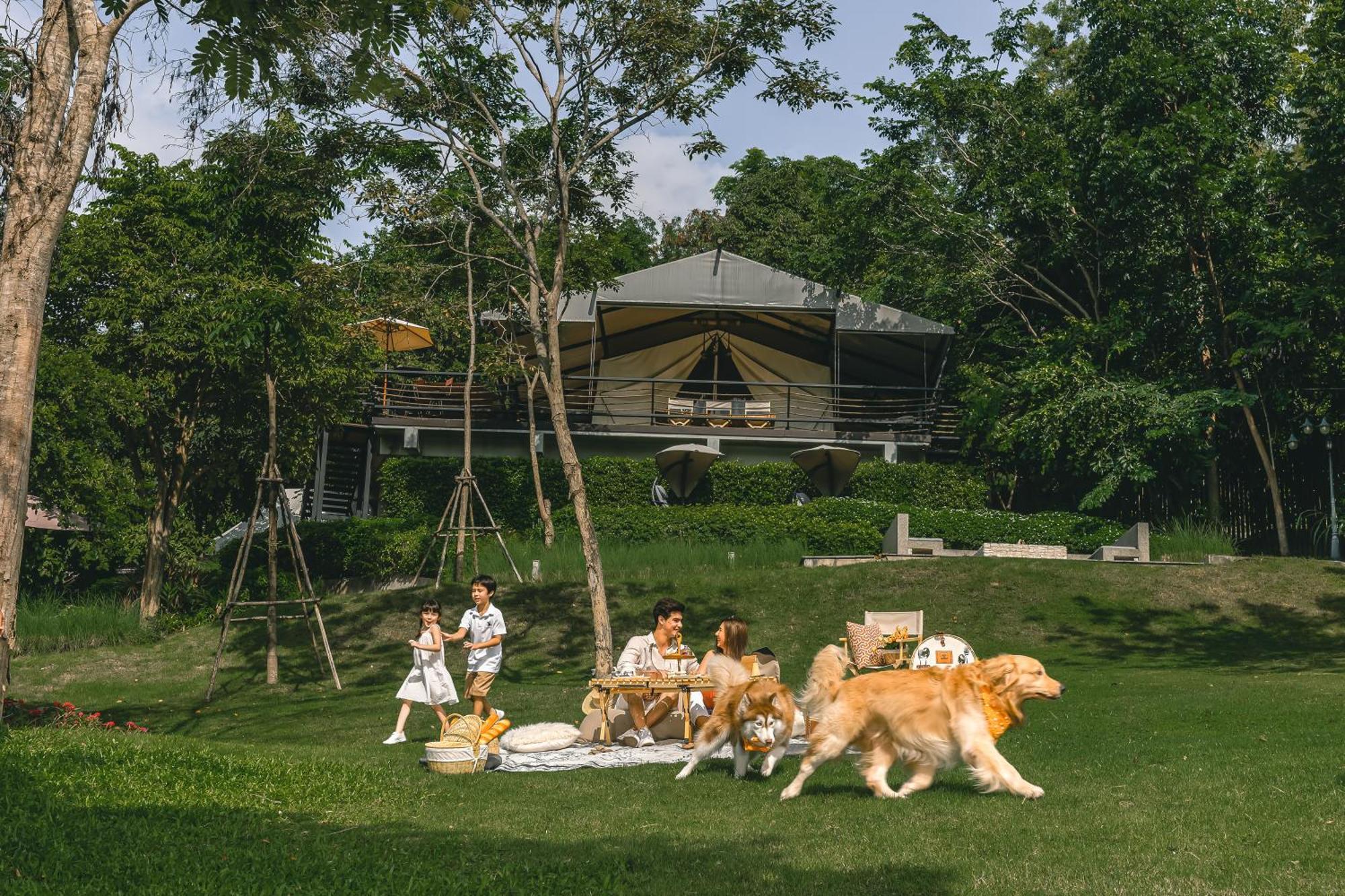 Te Mata Glamping Hotel Nong Nam Daeng Екстериор снимка